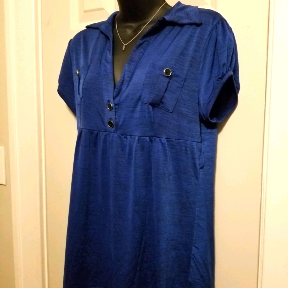 Blue top - Picture 3 of 3